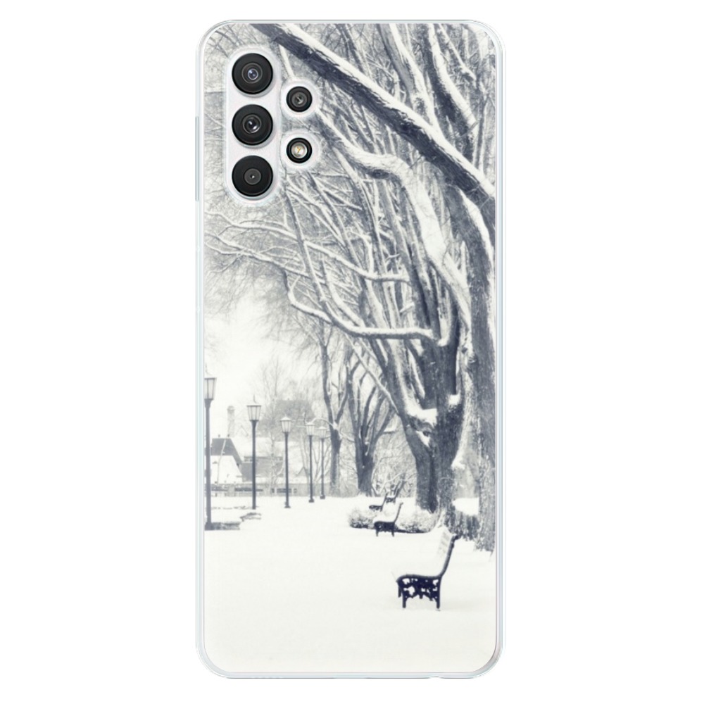 Odolné silikonové pouzdro iSaprio - Snow Park - Samsung Galaxy A32