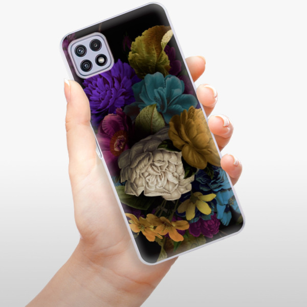 Silikonové pouzdro iSaprio - Samsung Galaxy A22 5G - Dark Flowers